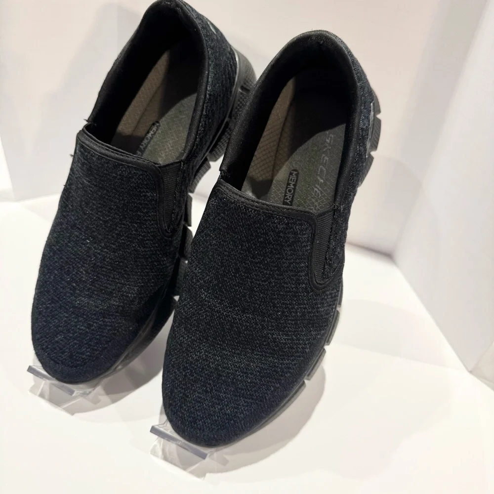 Skechers Relaxed Fit Cooled Memory Foam Mens Size 8 Slip-On Loafers Black